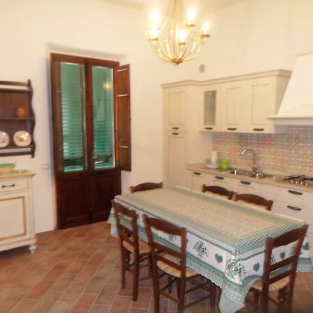La Terrazza Apartman Palaia Kültér fotó