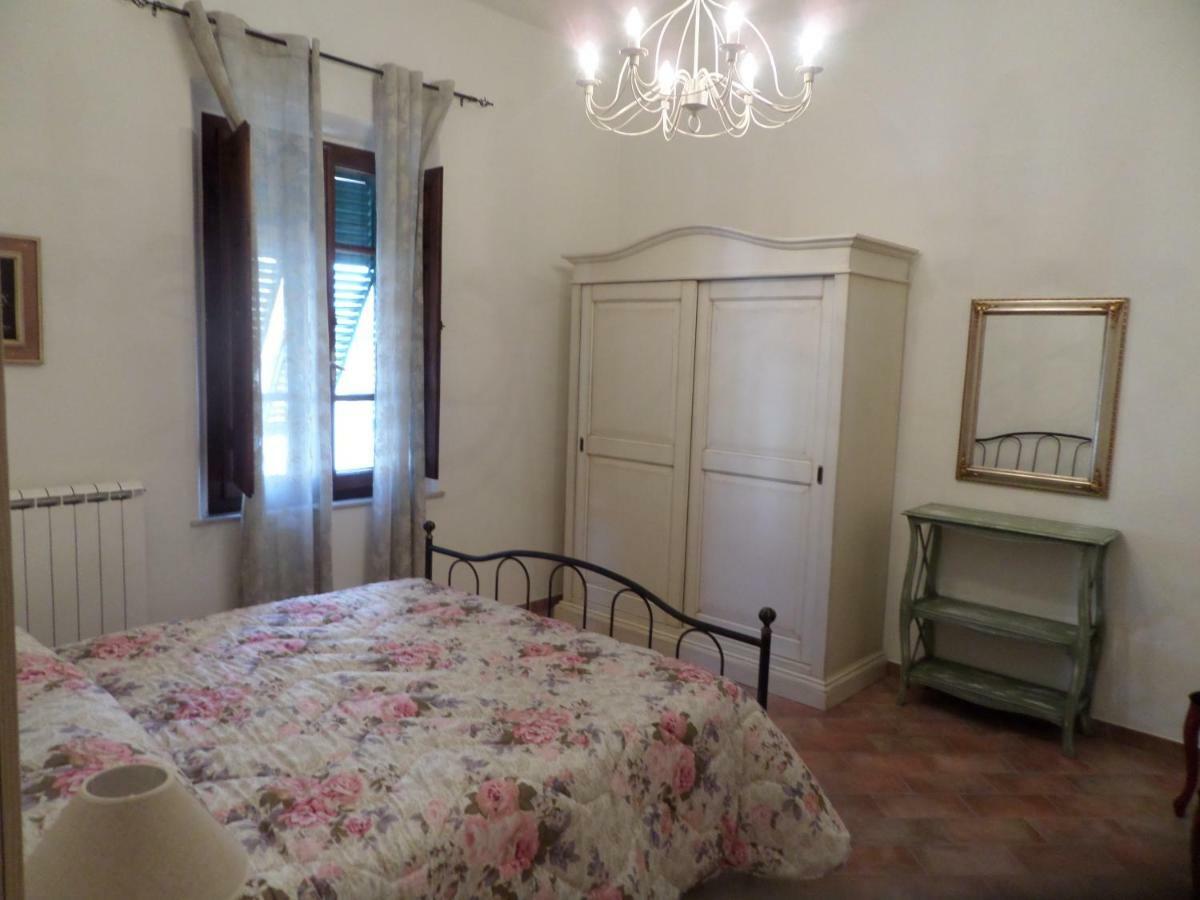 La Terrazza Apartman Palaia Kültér fotó